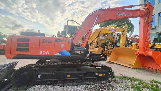 Orange Good condition 19400KG Second-hand Hitachi Excavator Zx200 with 109.6kw power